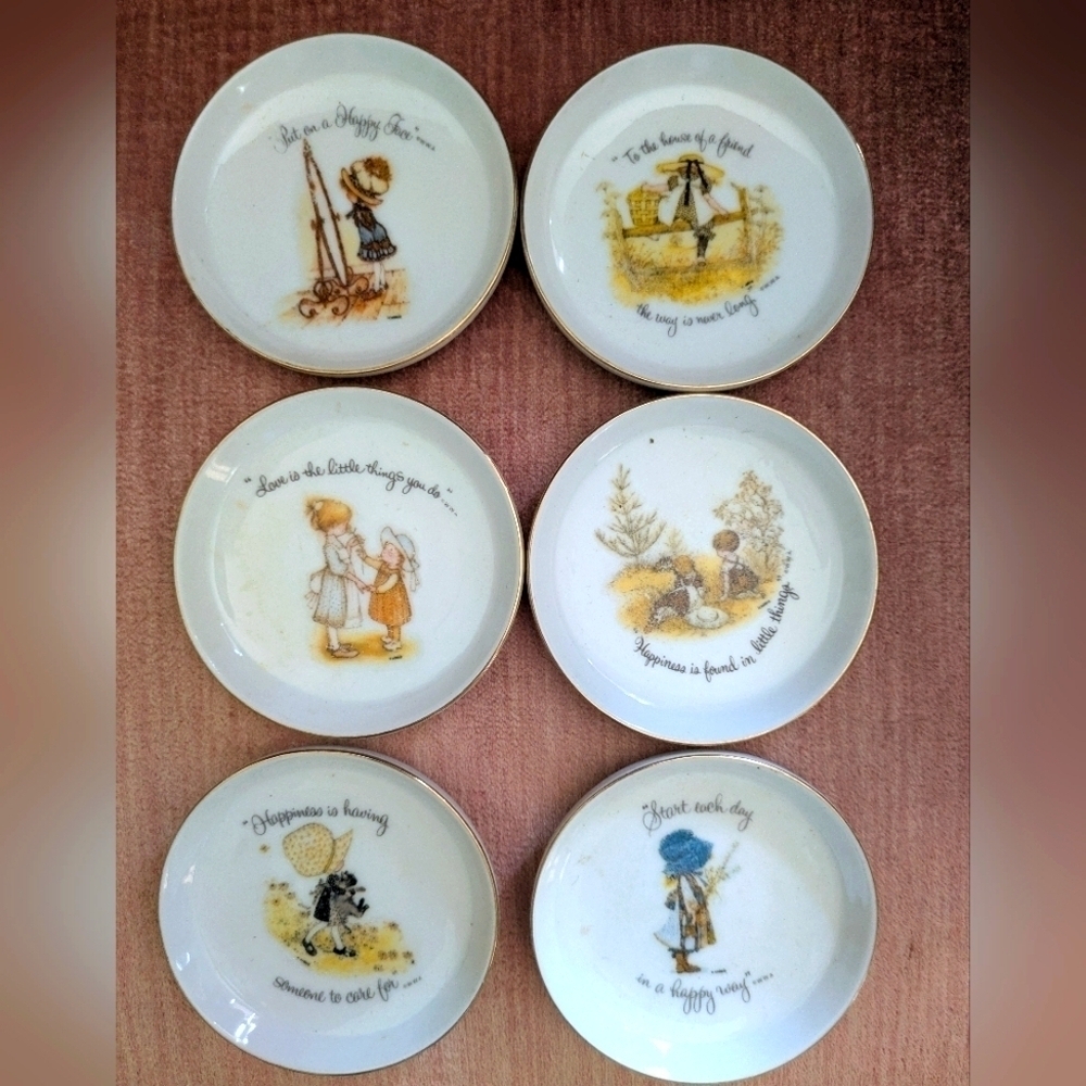 Holly Hobbie Set Of Six Coasters/Small Trinket Dishes - Picture 1 of 7